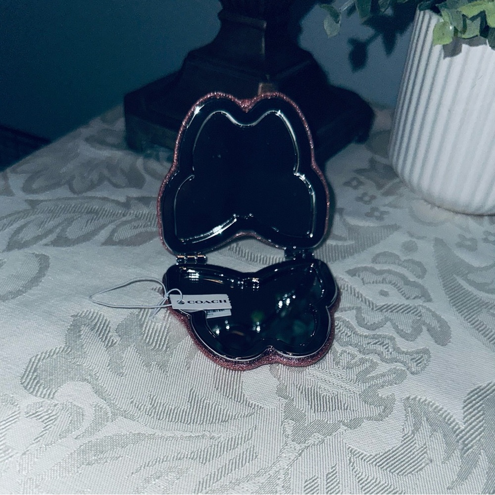 Coach NWT Butterfly Compact Mirror - Picture 3 of 3